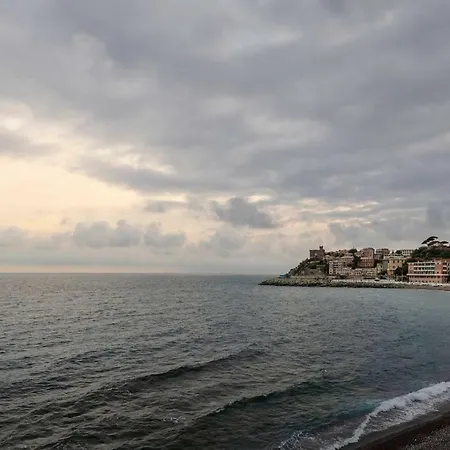 Apartment Hintown A Due Passi Dal Gaslini E Dal Mare *